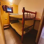 Refugi De L'arp Auberge de jeunesse