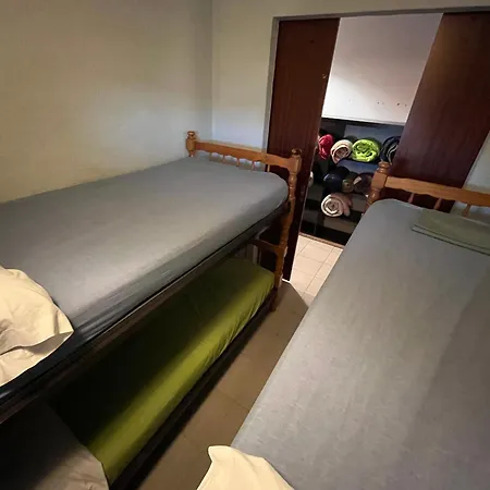 Refugi De L'arp Auberge de jeunesse