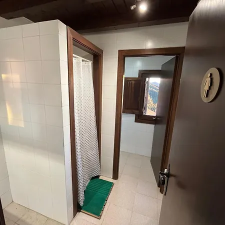 Albergue Refugi De L'arp *