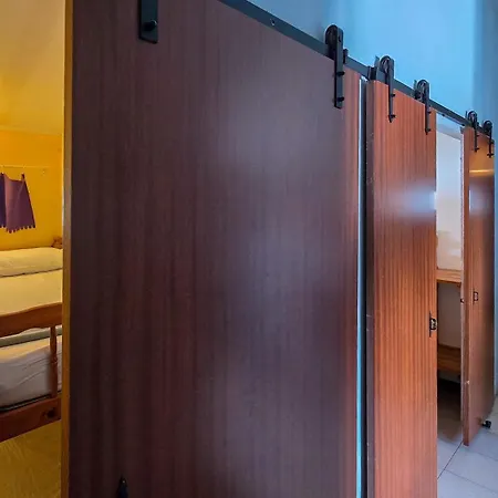 Refugi De L'arp Hostel