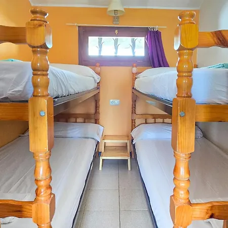 Refugi De L'arp Hostel *